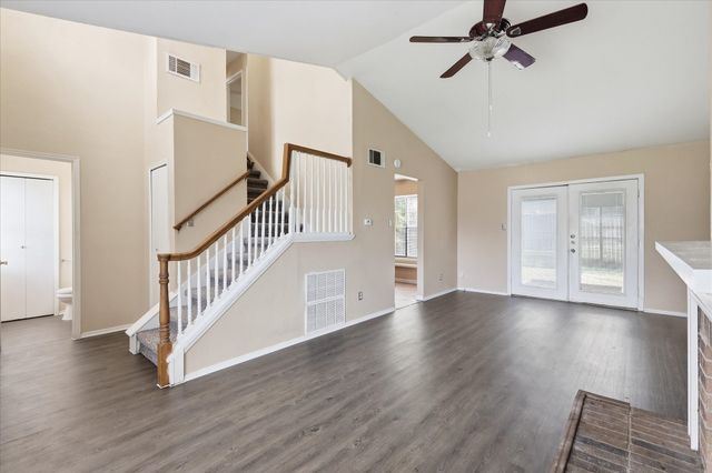 6733 Dandelion Drive, Fort Worth, TX 76137