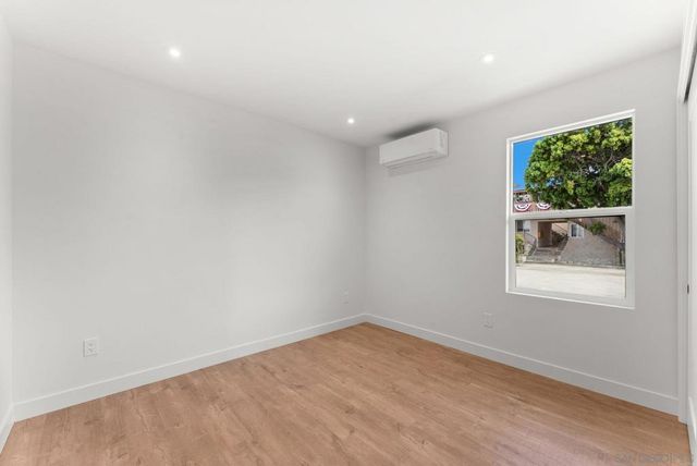 1824 Chico St, San Diego, CA 92109