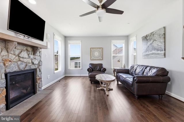 606 CANDICE DR, Mount Airy, MD 21771