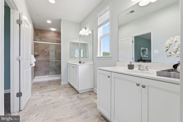606 CANDICE DR, Mount Airy, MD 21771