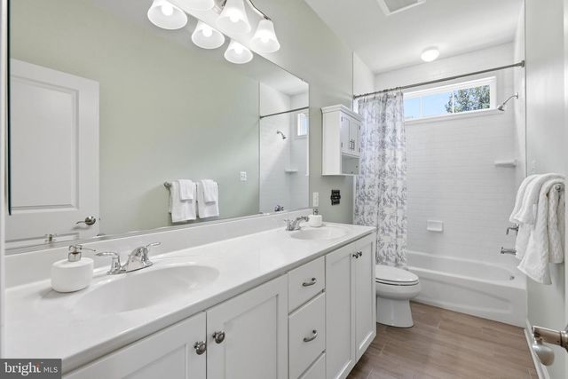 606 CANDICE DR, Mount Airy, MD 21771