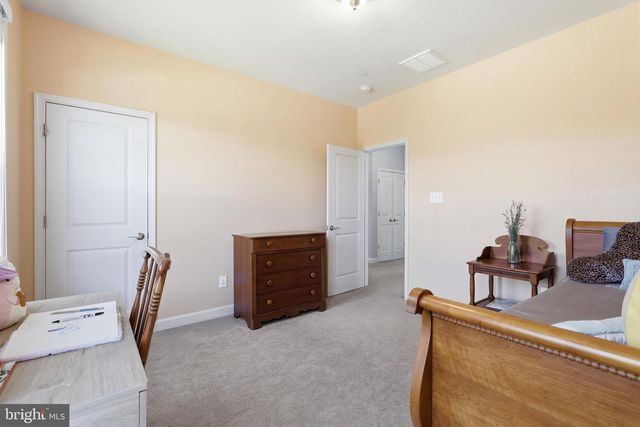 606 CANDICE DR, Mount Airy, MD 21771