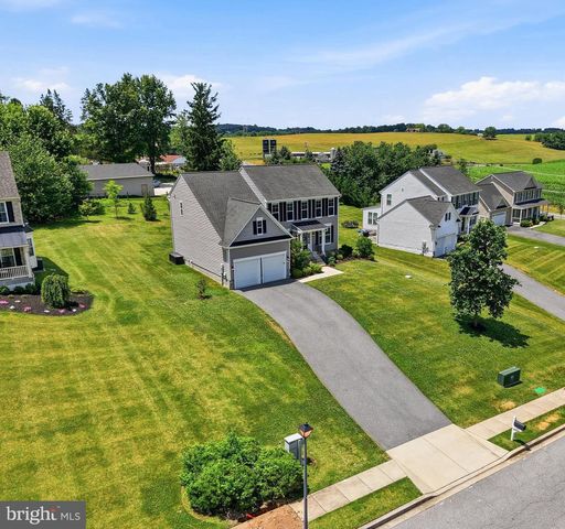606 CANDICE DR, Mount Airy, MD 21771