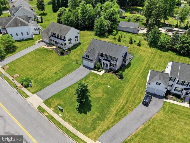 606 CANDICE DR, Mount Airy, MD 21771