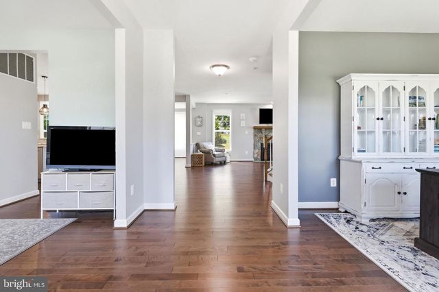 606 CANDICE DR, Mount Airy, MD 21771