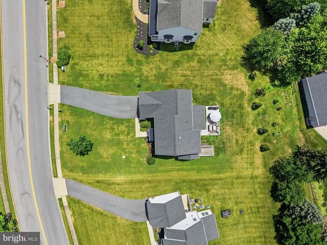 606 CANDICE DR, Mount Airy, MD 21771