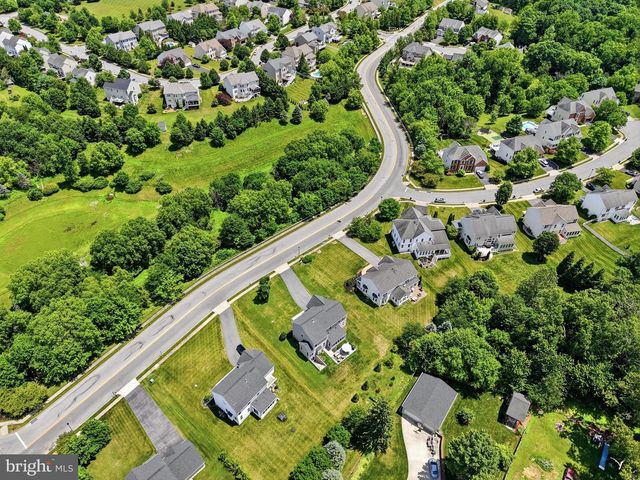 606 CANDICE DR, Mount Airy, MD 21771