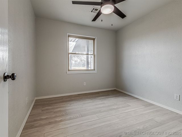 10754 E 530 Road, Claremore, OK 74019