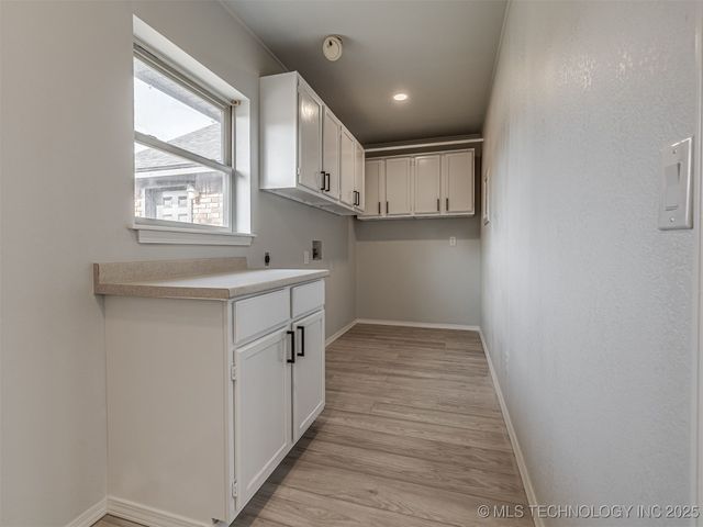 10754 E 530 Road, Claremore, OK 74019