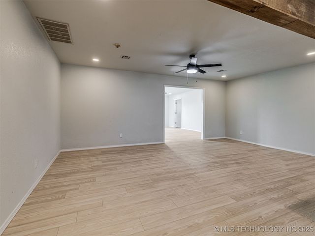 10754 E 530 Road, Claremore, OK 74019