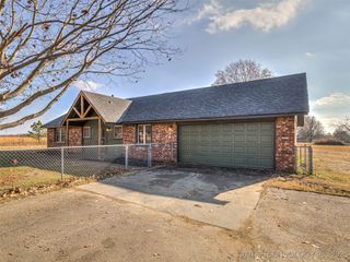 10754 E 530 Road, Claremore, OK 74019