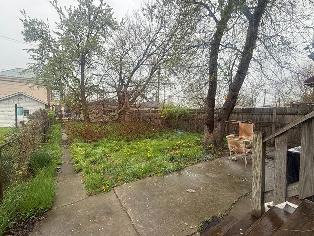 7524 S Wabash Avenue, Chicago, IL 60619