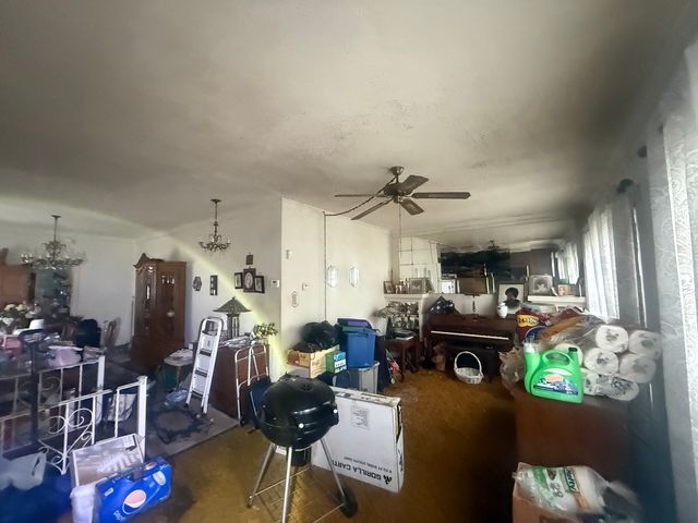 7524 S Wabash Avenue, Chicago, IL 60619