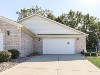 3407 Lukes Way, Greenwood, IN 46143