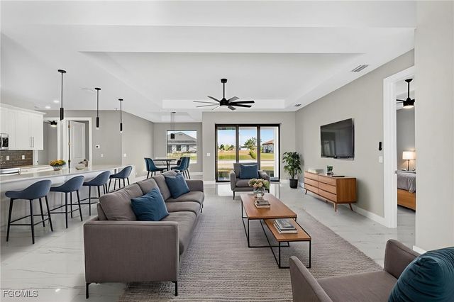 1517 SW 28th TER, Cape Coral, FL 33914