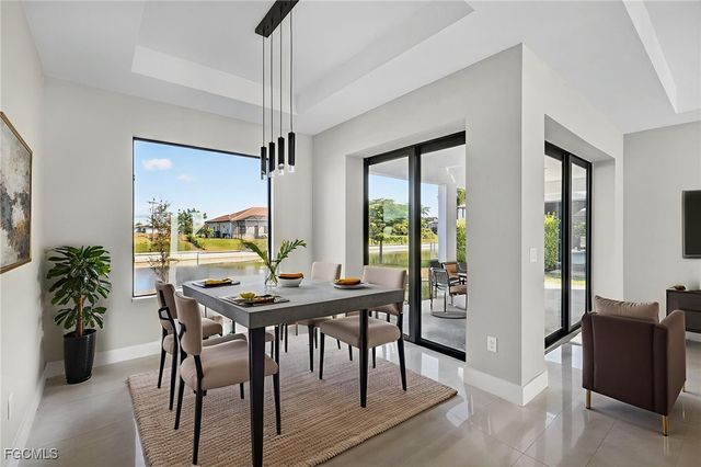 1517 SW 28th TER, Cape Coral, FL 33914