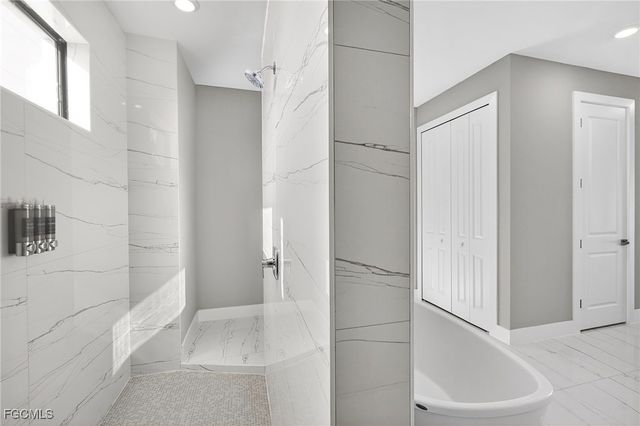 1517 SW 28th TER, Cape Coral, FL 33914