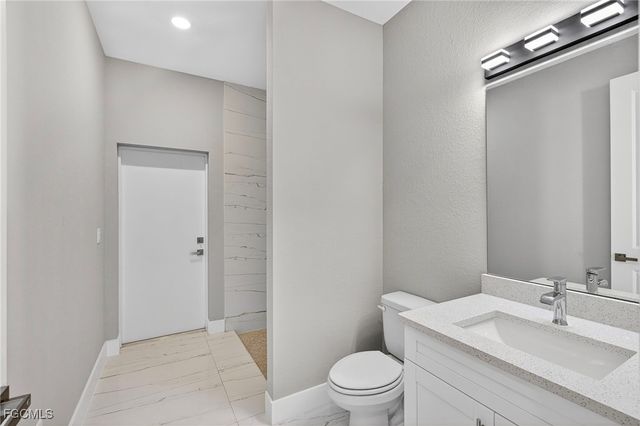 1517 SW 28th TER, Cape Coral, FL 33914