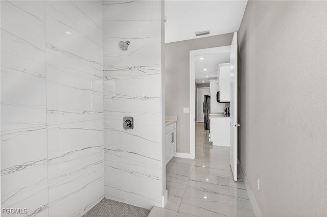 1517 SW 28th TER, Cape Coral, FL 33914