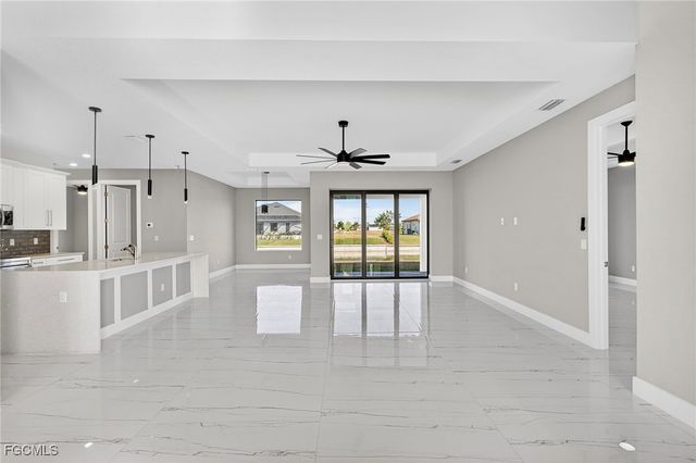 1517 SW 28th TER, Cape Coral, FL 33914