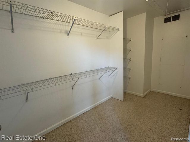 19317 Surrey Lane, Northville, MI 48167