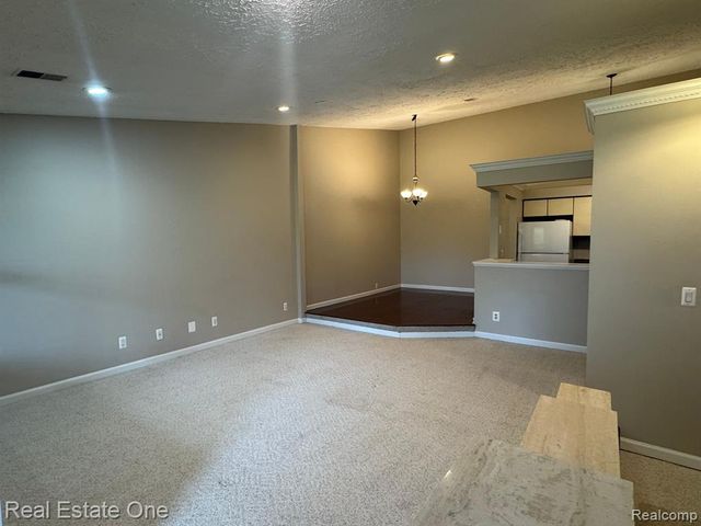 19317 Surrey Lane, Northville, MI 48167