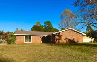 106 Tor Dr., Warner Robins, GA 31093