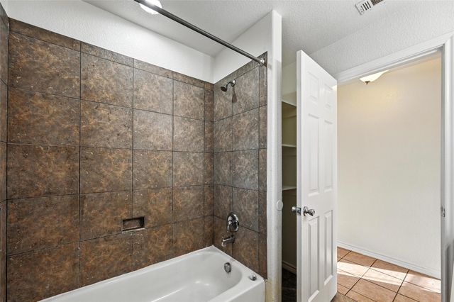 10133 Country View Lane, Forney, TX 75126