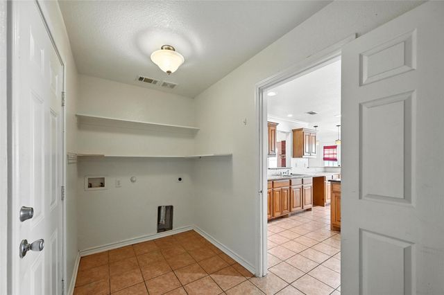 10133 Country View Lane, Forney, TX 75126