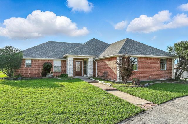 10133 Country View Lane, Forney, TX 75126
