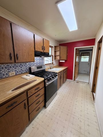 7420 Maple Drive, Wonder Lake, IL 60097