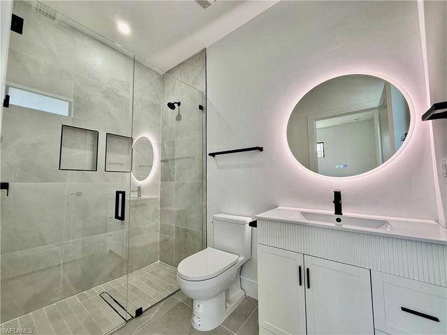 1122 Craft ST E, Lehigh Acres, FL 33974