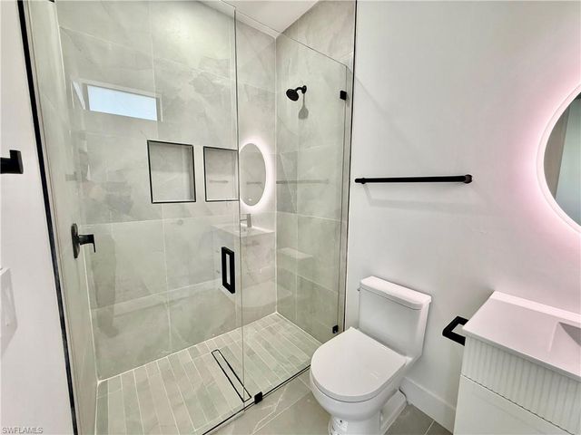 1122 Craft ST E, Lehigh Acres, FL 33974