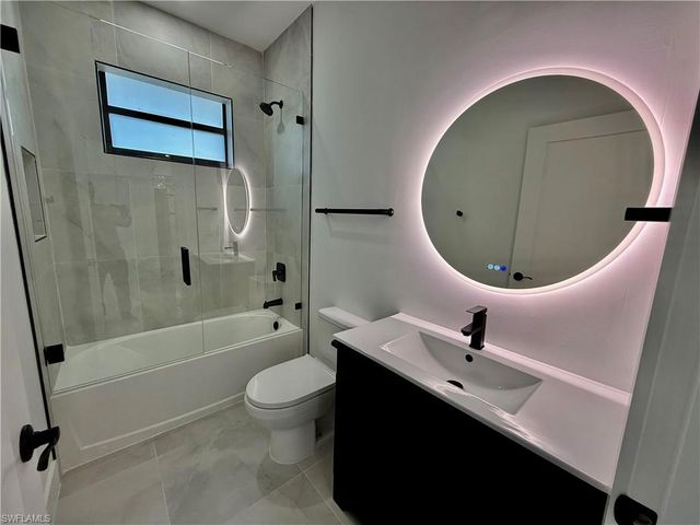 1122 Craft ST E, Lehigh Acres, FL 33974