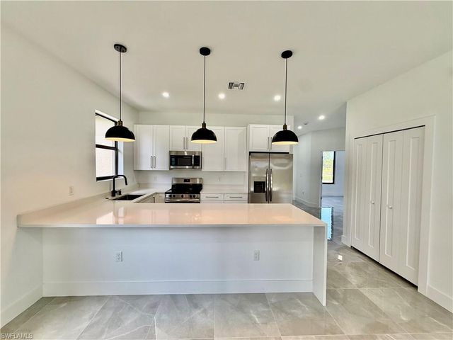 1122 Craft ST E, Lehigh Acres, FL 33974