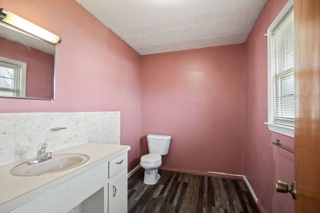 787 Clover Hill Dr, Cookeville, TN 38501