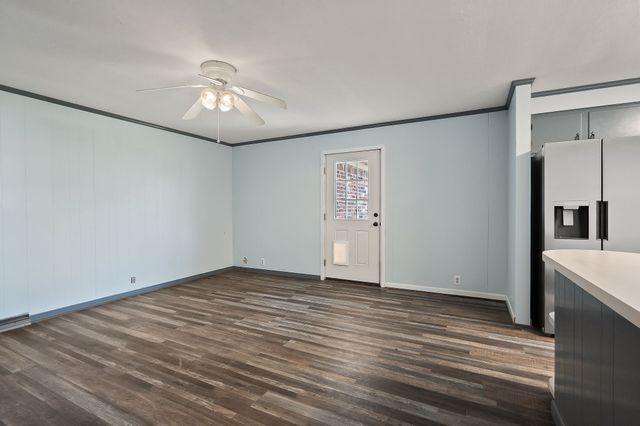 787 Clover Hill Dr, Cookeville, TN 38501