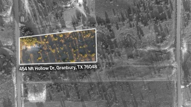 454 Mt Hollow Drive, Granbury, TX 76048