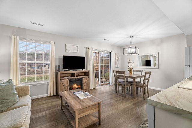 680 Fall Creek Drive 3, Branson, MO 65616