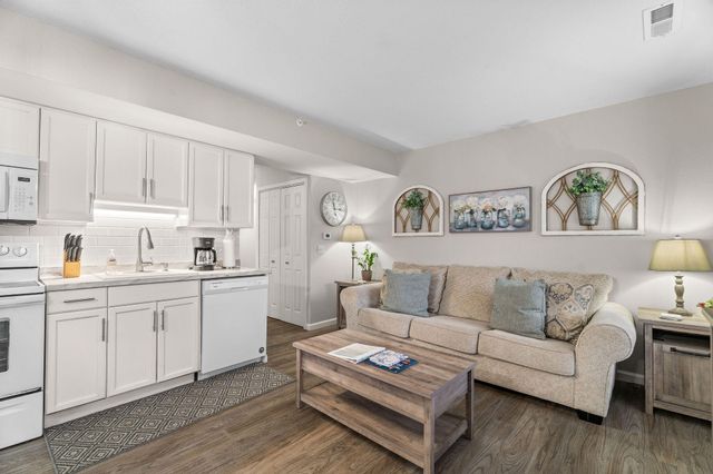 680 Fall Creek Drive 3, Branson, MO 65616