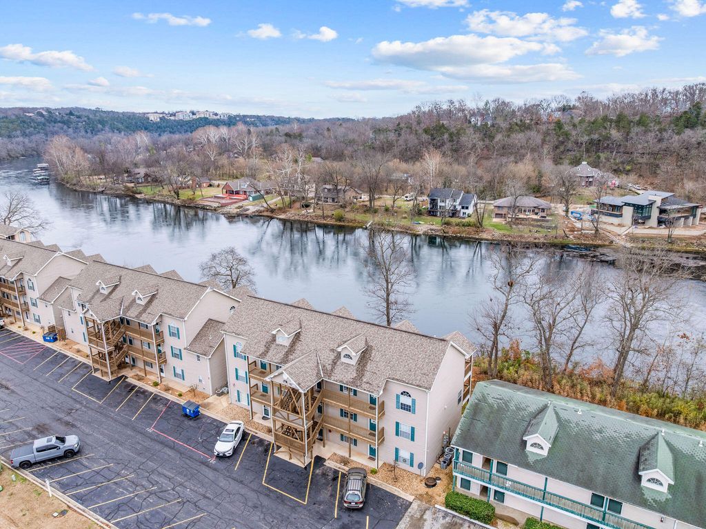 680 Fall Creek Drive 3, Branson, MO 65616