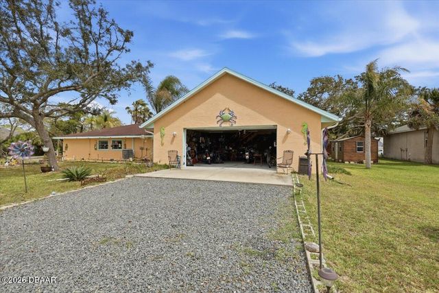 411 S 19th Street S, Flagler Beach, FL 32136