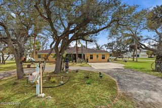 411 S 19th Street S, Flagler Beach, FL 32136