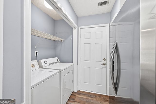 3962 Edgebrook Drive, Flowery Branch, GA 30542