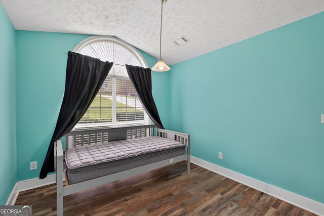 3962 Edgebrook Drive, Flowery Branch, GA 30542