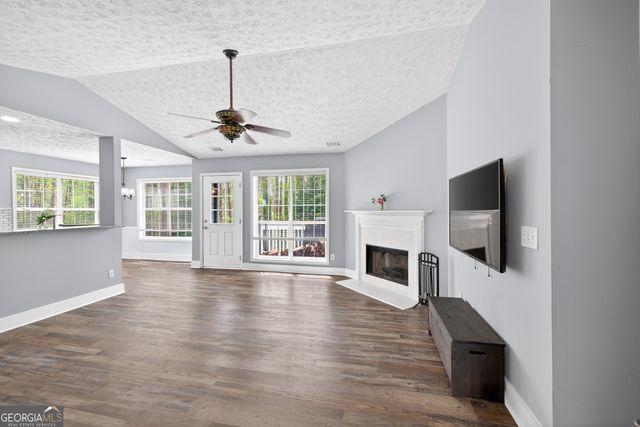 3962 Edgebrook Drive, Flowery Branch, GA 30542