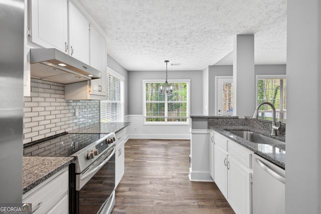 3962 Edgebrook Drive, Flowery Branch, GA 30542