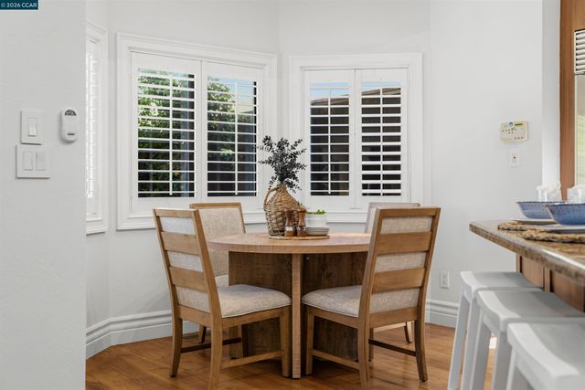 951 Redwood Dr, Danville, CA 94506