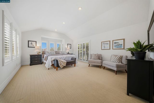951 Redwood Dr, Danville, CA 94506