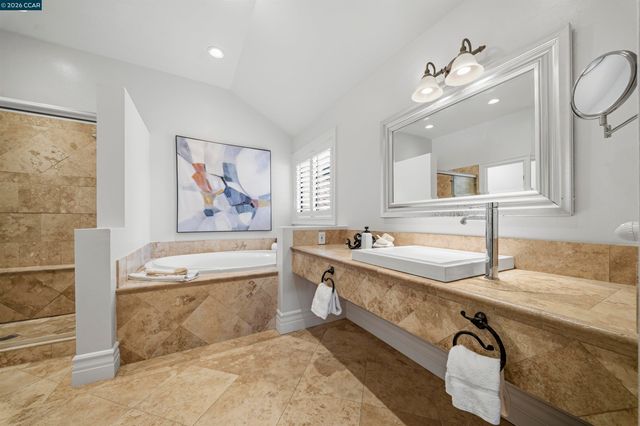 951 Redwood Dr, Danville, CA 94506